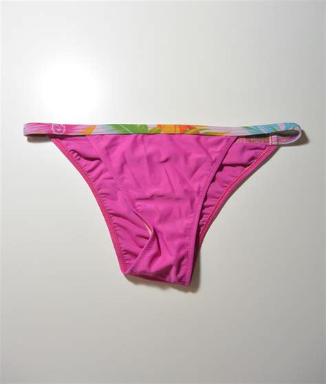 Roze Bikini Broekje Natte String