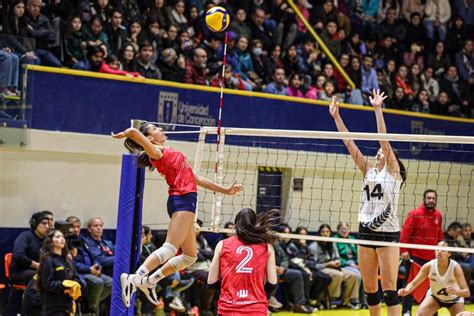 Selección Chilena De Vóleibol Femenino Se Despidió De Concepción Con