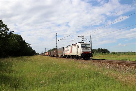 Txl Melzo Shuttle Graben Txl Mit Eine Flickr