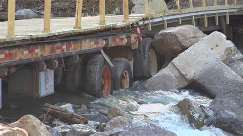 Nc Neighbors Build Makeshift Bridge Out Of Trailers Whas