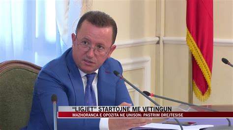 Ligjet startojnë me vetingun News Lajme Vizion Plus YouTube