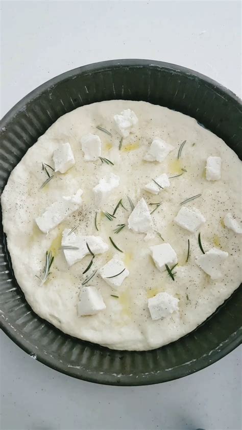 Focaccia Veloce Con Taleggio Senza Lievitazione