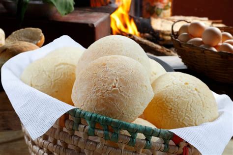 Pão de queijo mineiro original aprenda a preparar a receita típica de