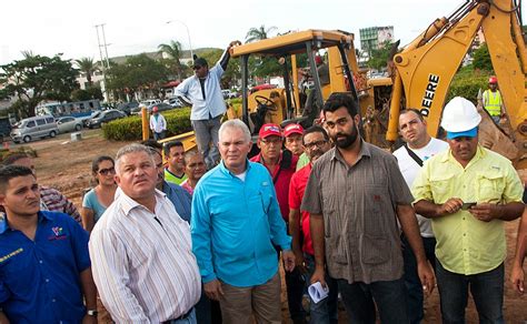 Gob Carlos Mata Figueroa Da Inici A La Construcci N De Trinchera Vial