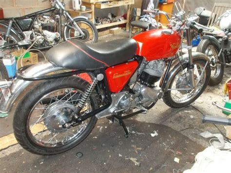 Norton Commando Barn Find Finished Project