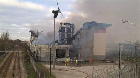 Fires At Self Storage Warehouse Why Are These Buildings Unprotected