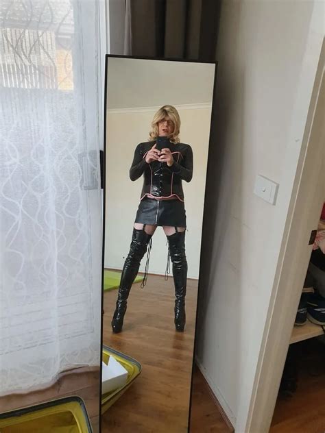 Dressed Up Slutty Nude Pics XHamster