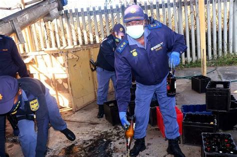 Police Dispose Of Thousands Of Litres Of Liquor Rekord