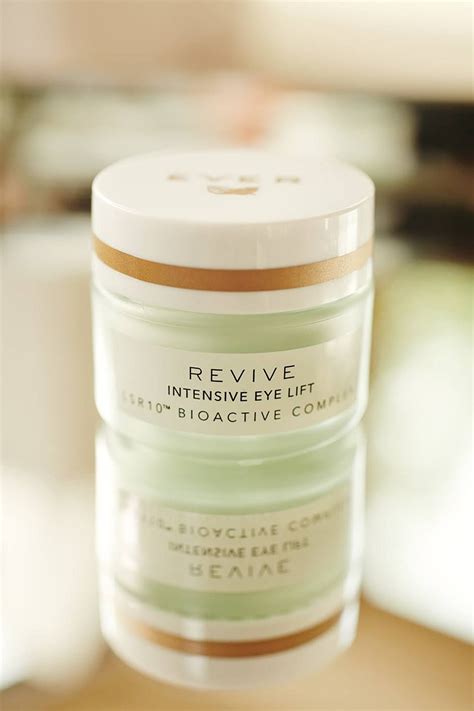 Revive - Eye Lift | Eye lift, Stella and dot, Daytime moisturizer
