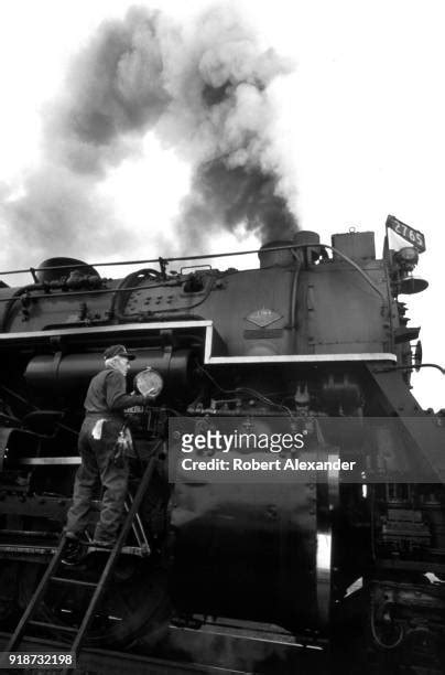 Chesapeake Ohio Railway Photos and Premium High Res Pictures - Getty Images