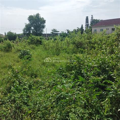 For Sale 1900sqm Plot Of Dry Land Fenced With Gate Lekki Peninsula