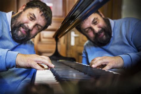 De Onnavolgbare Muziek Van The Beatles Cultuurcentrum T Schaliken