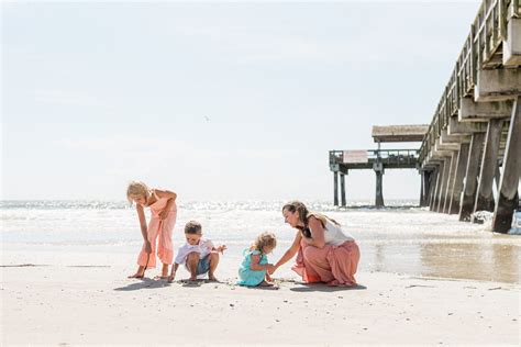 Top 5 Places To Take Photos In Tybee Island Flytographer