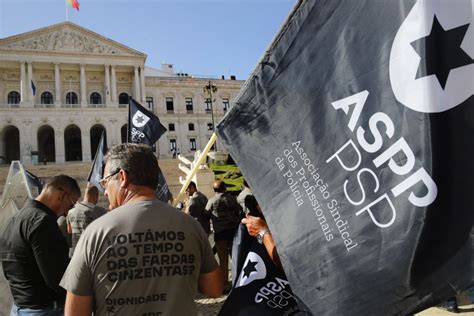 Pol Cias Manifestam Se Hoje Em Lisboa Contra Arrastar Dos Problemas Que