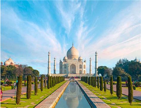 Guided Taj Mahal Tour By Car From Delhi