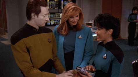 Star Trek S Genesis Episode Allowed Gates Mcfadden To Settle A Sickbay