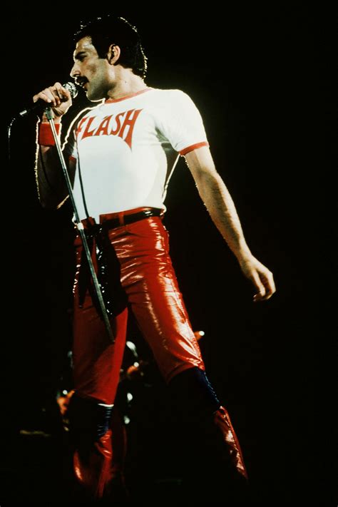 Freddie Mercury S Most Iconic Moments In Photos Artofit