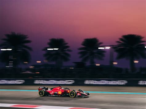 LECLERC MARCA EL MEJOR TIEMPO EN UNA ACCIDENTADA FP2 EN ABU DHABI