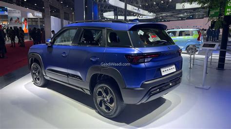 Maruti Suzuki Brezza Cng Breaks Cover At Auto Expo Ahead Of Launch