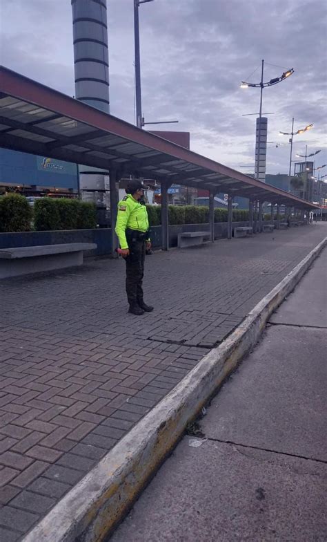 Policía Ecuador On Twitter Siempre Cuidando De Ti👮‍♂️ 👉desde Muy