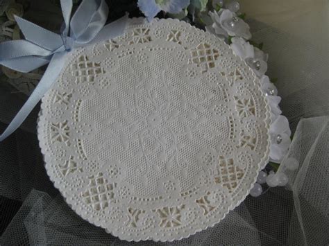 50 Pcs 5 Inch White Elegant French Lace Paper Doily Etsy