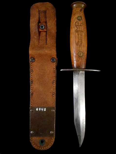 Hard To Find Us Ww2 Short Combat Knife Wwood Handle And M6 Type Sheath