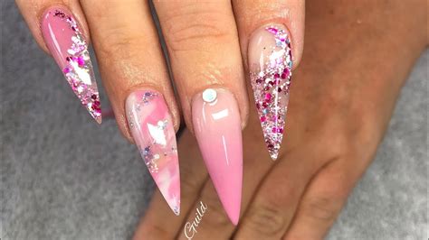 Stiletto Nails Pink