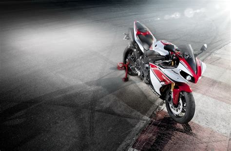 Yamaha Super Bikes Wallpapers My Car Gear