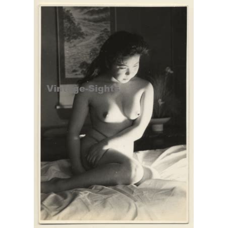 Erotic Study Natural Nude Asian Female 11 Vintage Photo 1940s 1950s