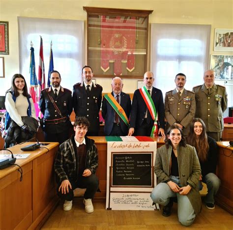 A Venaria I Ragazzi Delle Scuole Protagonisti Della Giornata Della