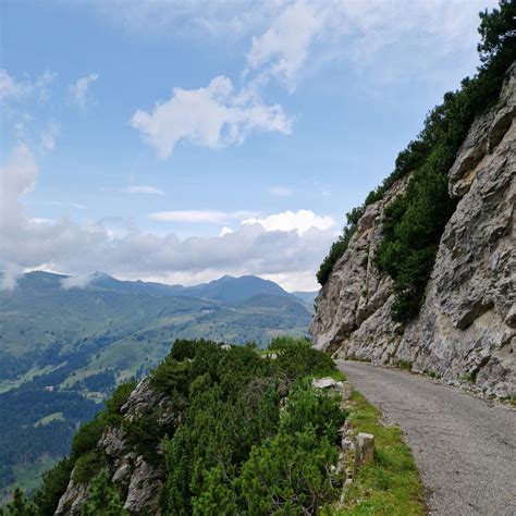 Prealpi Lombarde Valli Bergamasche E Bresciane Presolana Triangolo Lariano Grigne 11