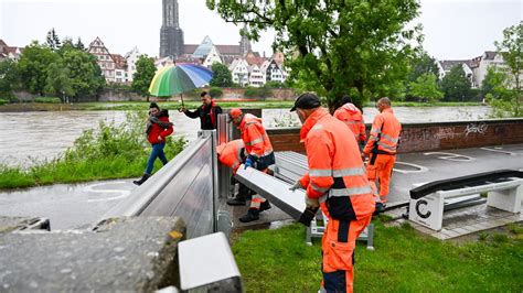 Hochwasser in Deutschland Pegelstände steigen rasant in Süddeutschland