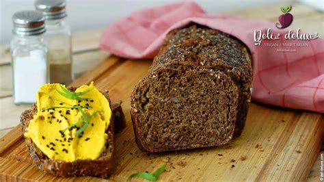 Saftiges Vollkornbrot Selber Backen Deli Deluxe Vegan