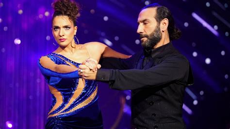 Let s Dance Heftige Kritik für Massimo Sinató Sally Özcan