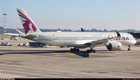 A Alw Airbus A Qatar Airways Tomasz Chrul Jetphotos