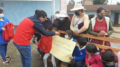 Municipalidad De Cajamarca Contin A Con Entrega De Kits Escolares A