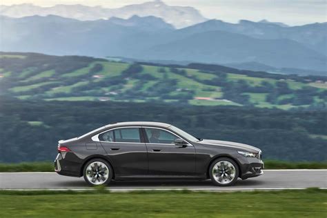 2024 BMW 550e XDrive All The Details