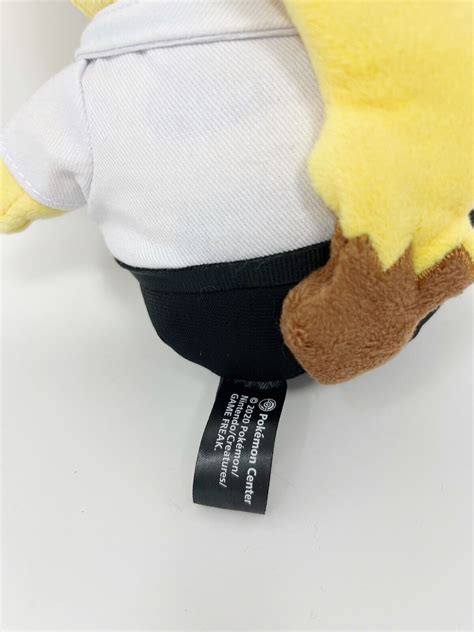 Mavin POKEMON Haneda Airport HND LIMITED EDITION Pilot Pikachu