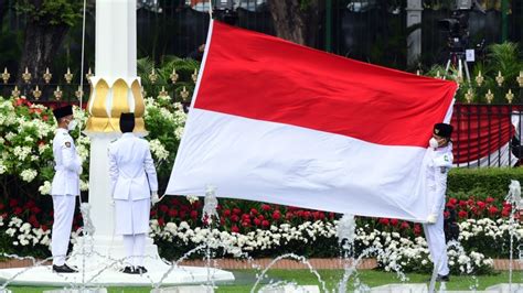 Peringatan 17 Agustus Di Istana Merdeka