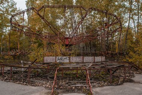 Abandoned Old Radiative Amusement Park in Chernobyl Ghost Town ...