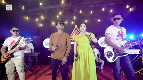 Ada Rasa Syahiba Saufa Feat Mufly Key Official Music Video Video