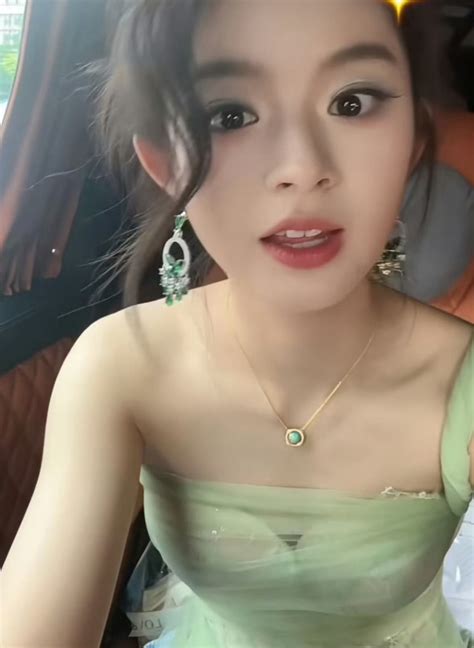 Hot nhất Weibo Đôi khuyên tai tỷ vạch trần bí mật động trời của nữ chính Sở Kiều Truyện