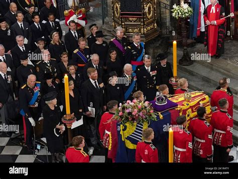 Vordere Reihe Von Links Nach Rechts Prinzessin Beatrix Der