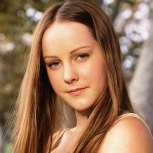 Jena Malone Nude Photos Won T Affect Actress Career A New Poll Suggests The Celebrity Post