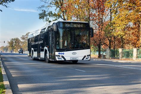 Solaris Dostarczy Autobus W Do Mpk D Truck Van