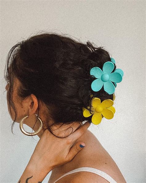 Flower Hair Clip Cute Claw Clip Hairstyle That Girl Hair Artofit