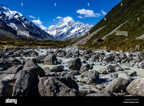 A View Of Mount Cook From The Hooker Valley Track Aoraki Mt Cook