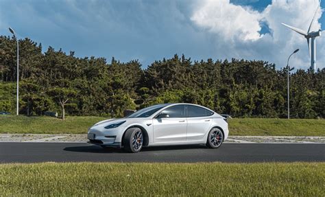 Tesla Model Range To Increase With Catl M P Battery