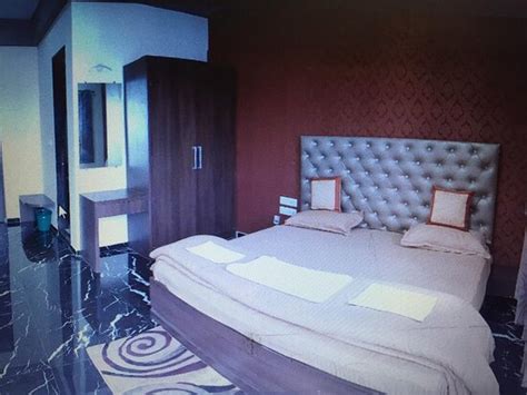 HOTEL ASHOKA GRAND GANAGAPUR - Prices & Reviews (India)