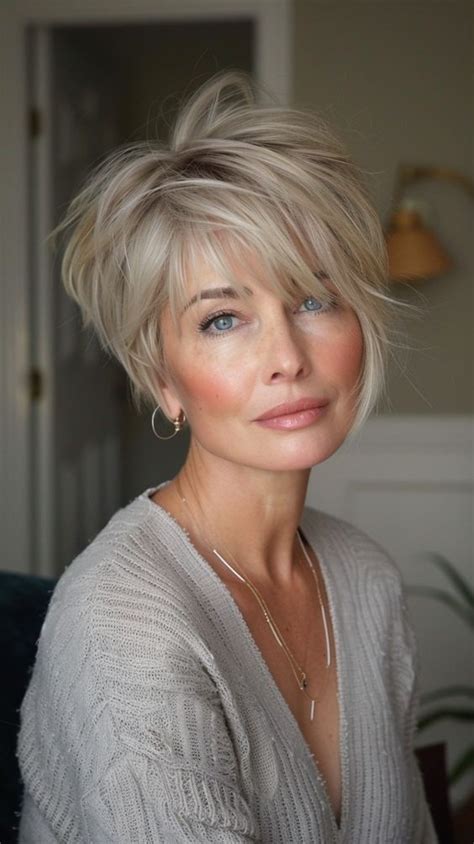 28 Lovely Pixie Hairstyles For Women Over 50 In 2024 Trendyvibes In